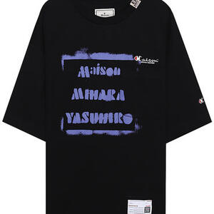 Graphic-print T-shirt