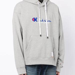 Logo-print drawstring hoodie