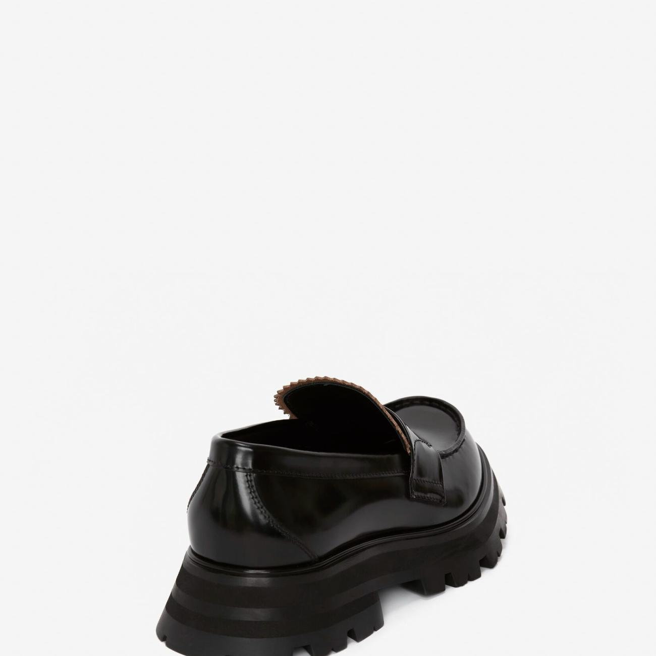 Women's Wander Loafer in Black