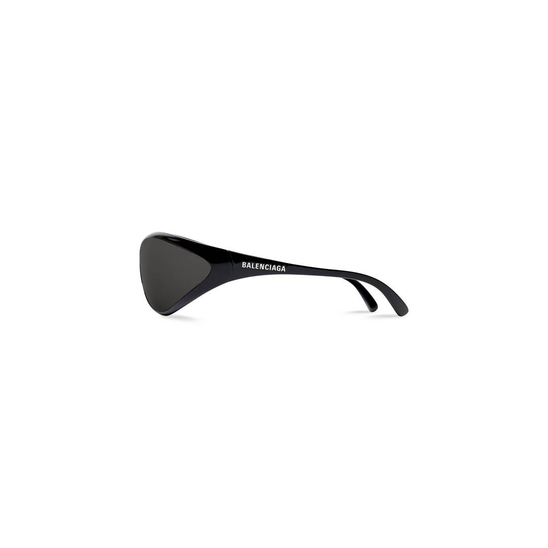 90S OVAL Sunglasses in Black
