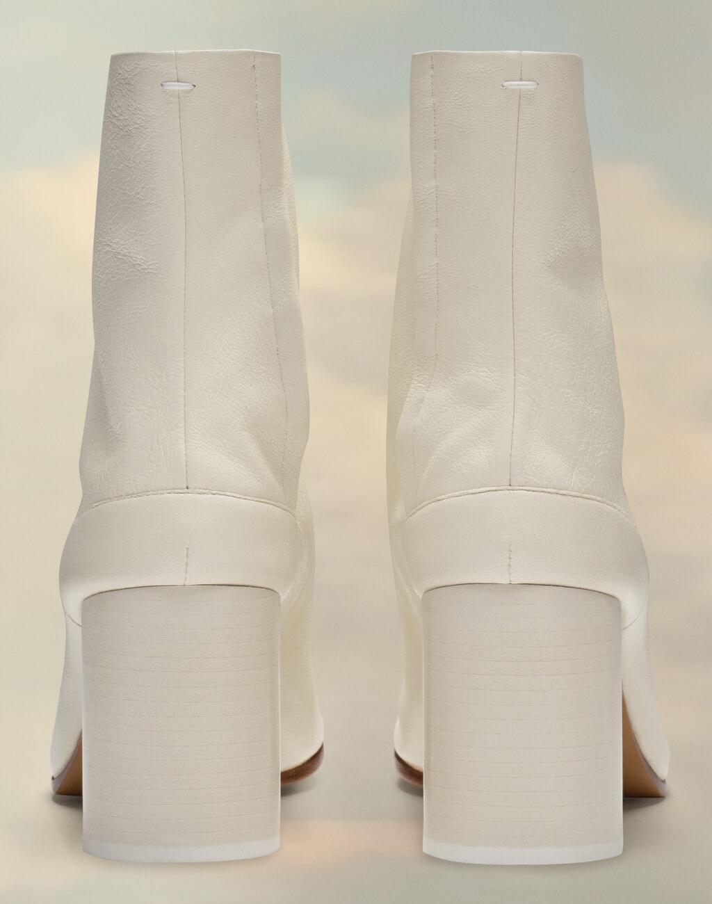 Tabi ankle boots White