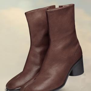 Nutmeg Tabi ankle boots