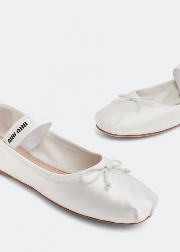 Satin ballerinas White