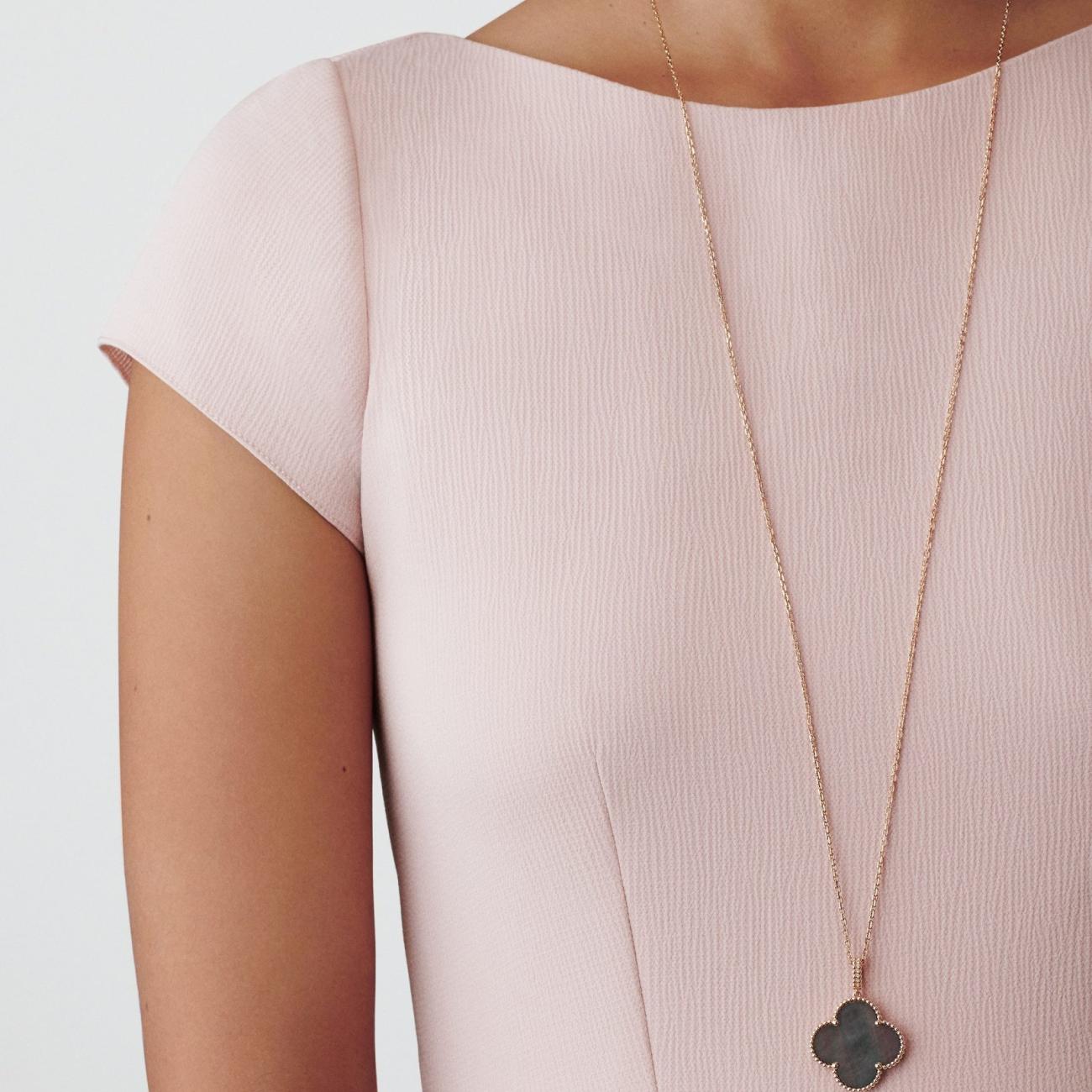 Magic Alhambra long necklace, 1 motif