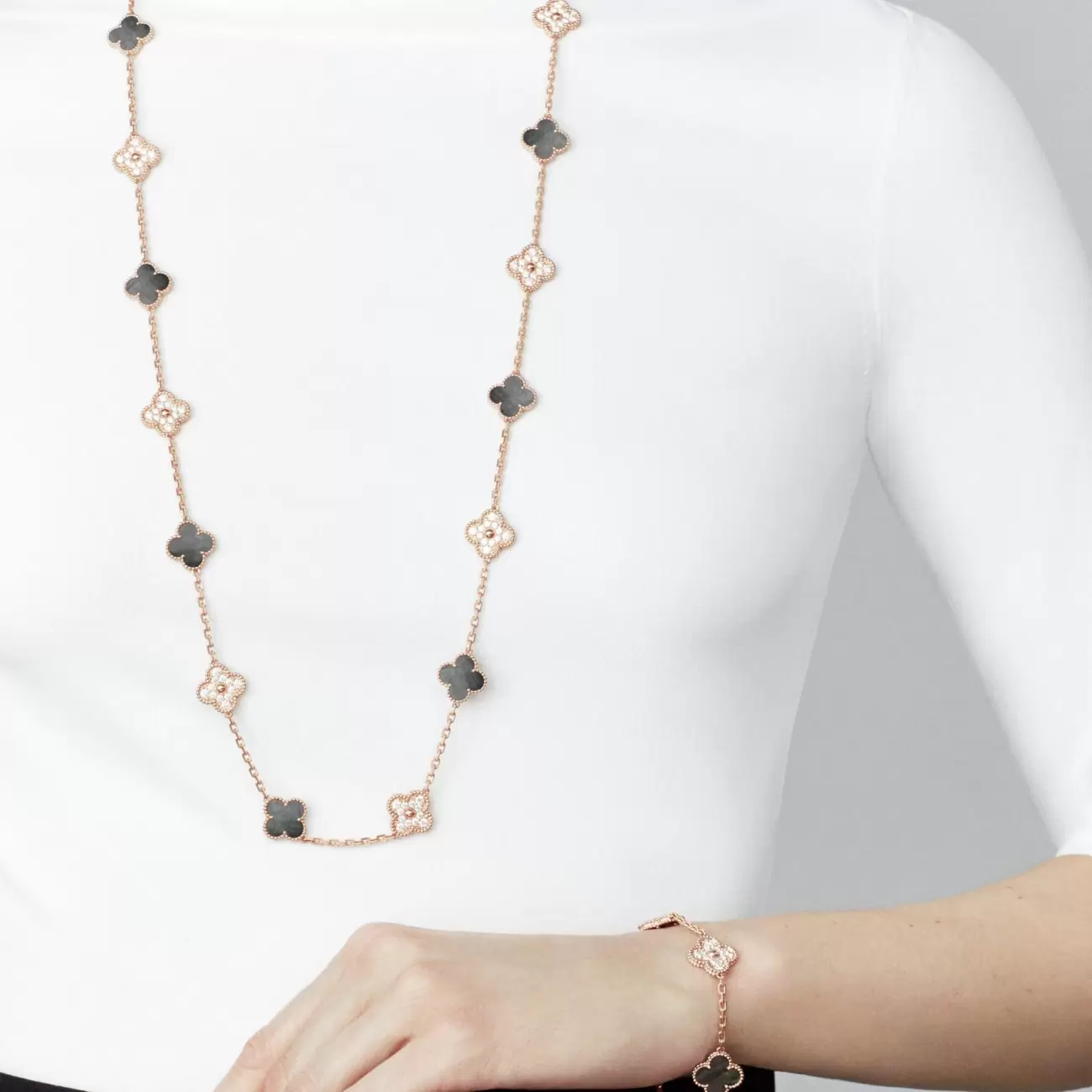 Vintage Alhambra bracelet, 5 motifs