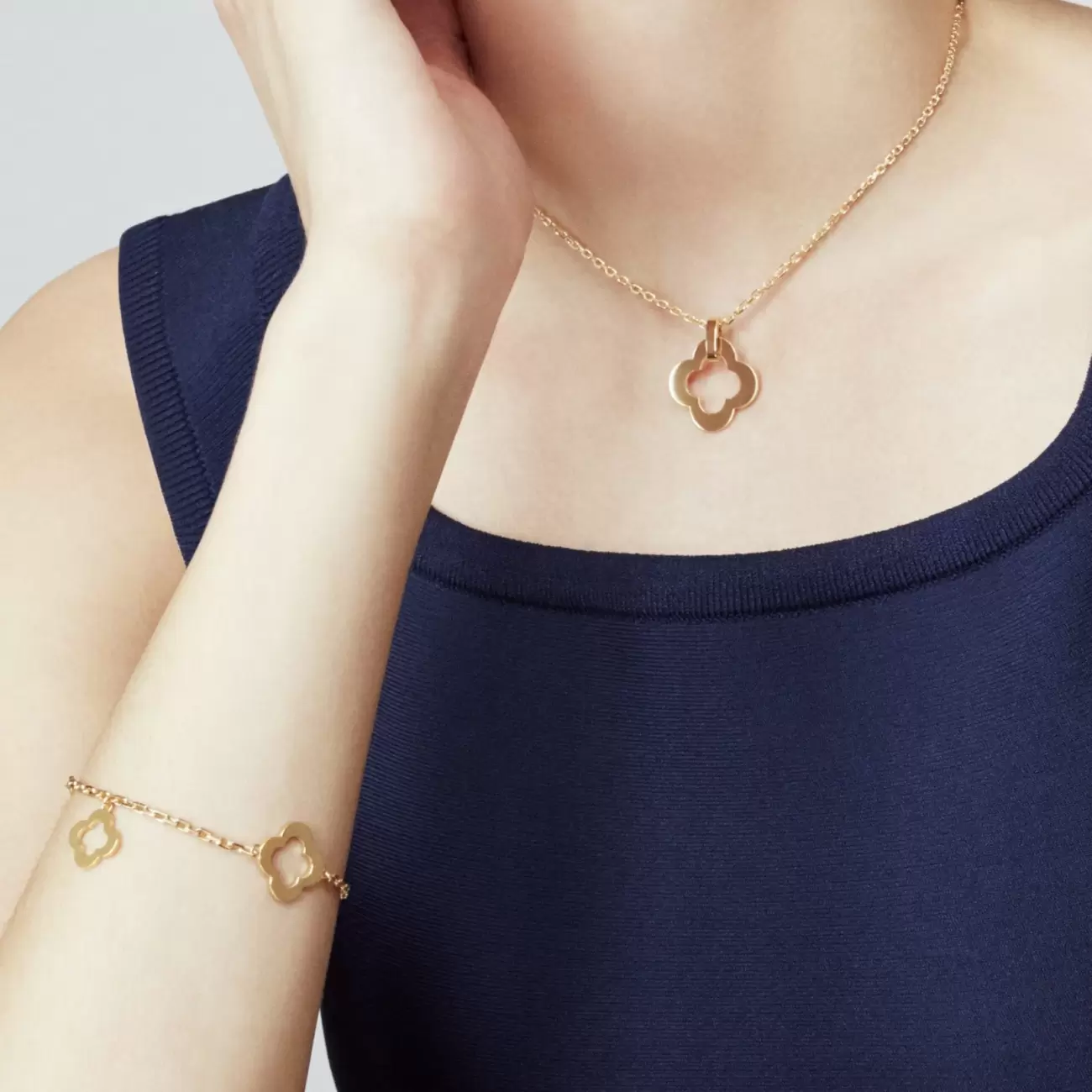 Byzantine Alhambra bracelet, 3 motifs