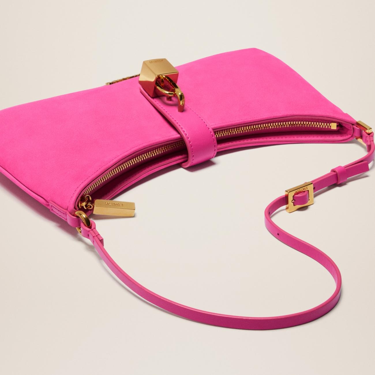 Padlock shoulder bag