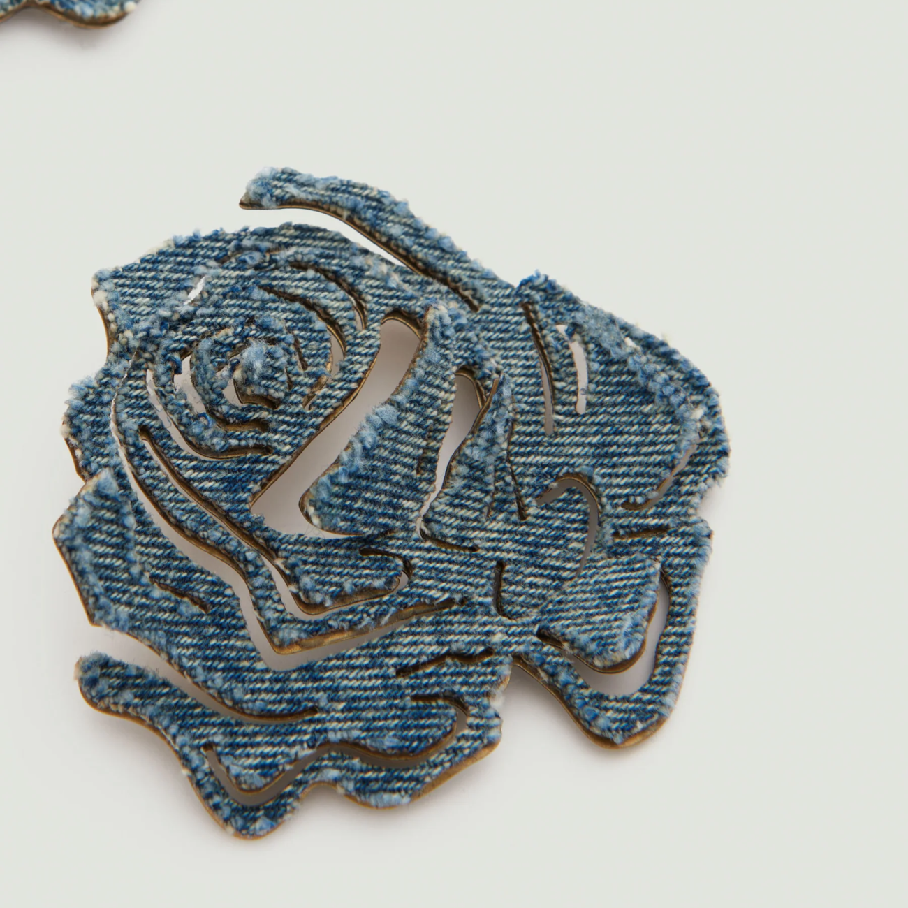 Maxi Rose Stud Earrings