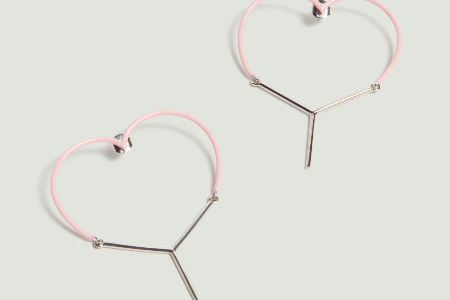 Mini Y Heart Earrings / Pink