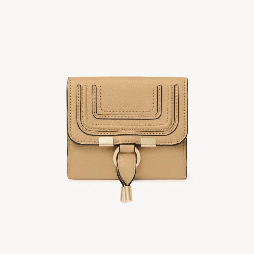 MARCIE SQUARE WALLET SOFT TAN