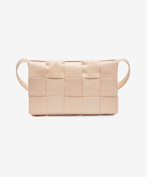 CASSETTE CROSSBODY BAG - Cream