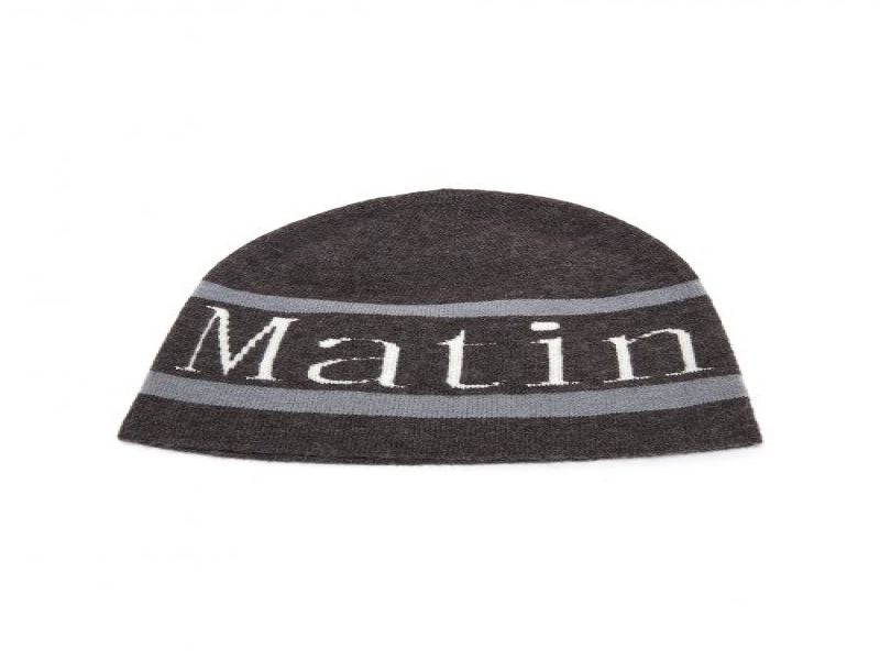  STRIPE LOGO SHORT BEANIE IN GRAY