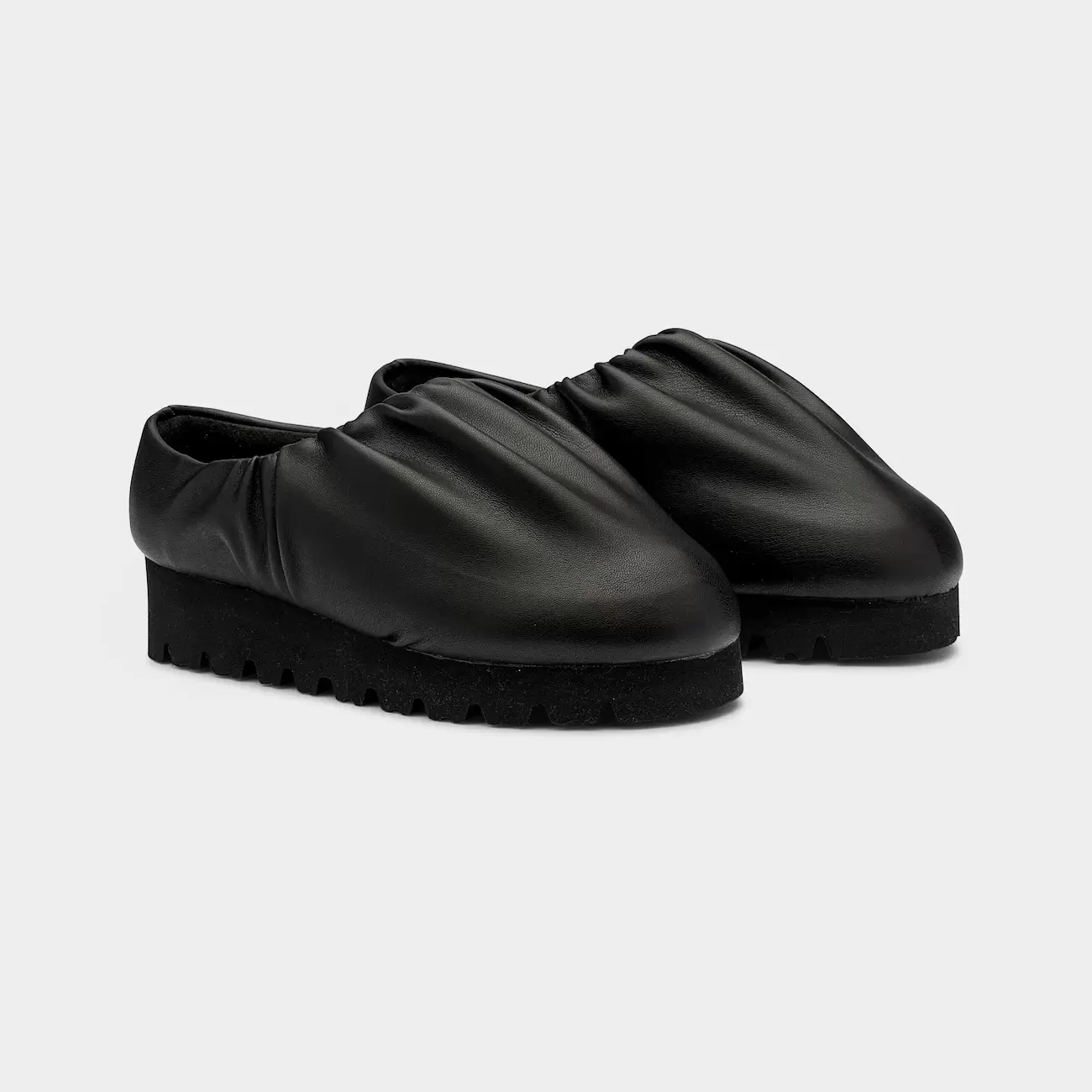 CAMP SHOE LOW Black