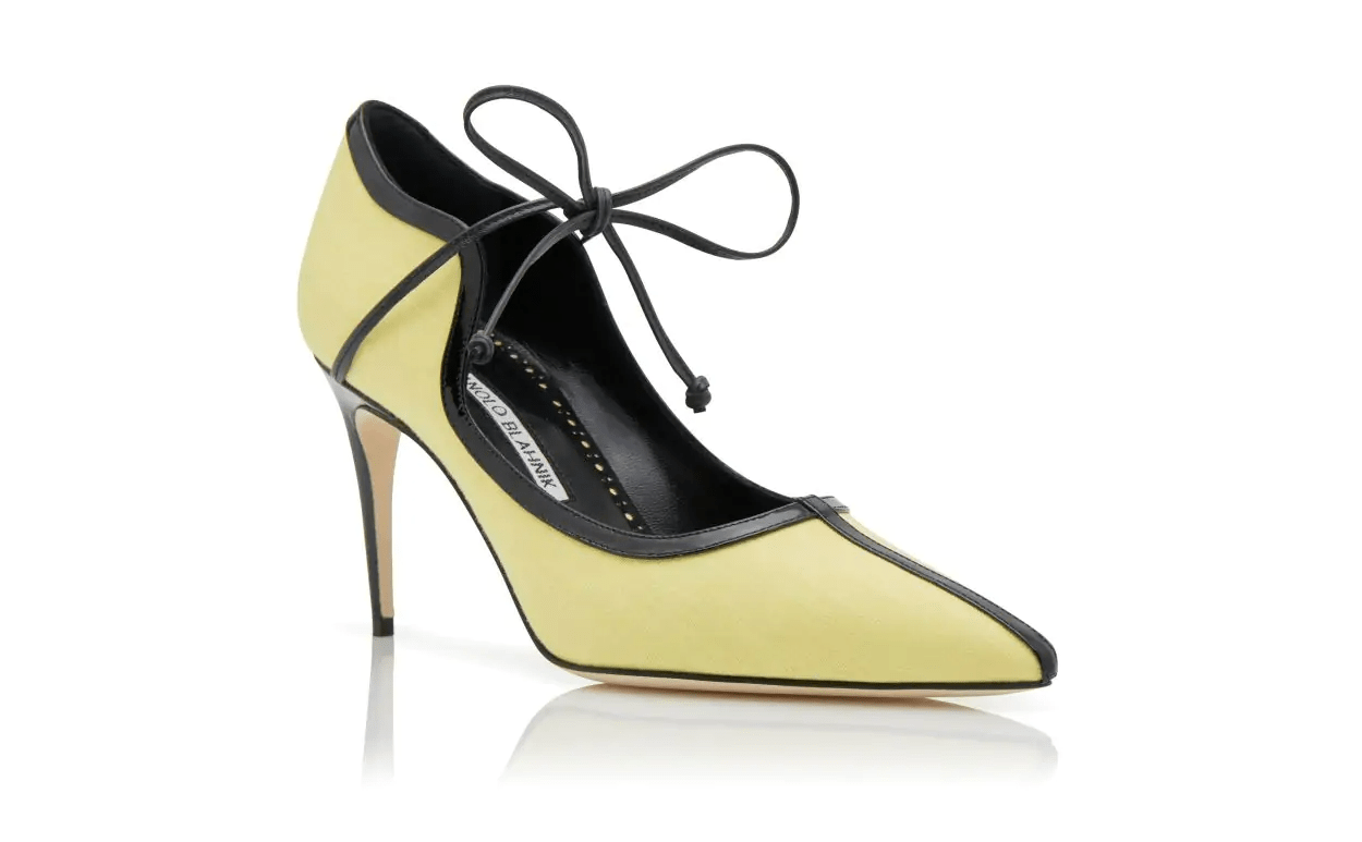 JANIX YELLOW AND BLACK LINEN SCALLOPED PUMPS