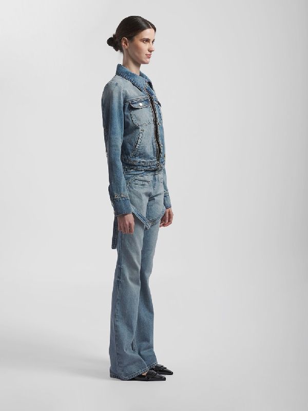 Zippered cropped denim jacket