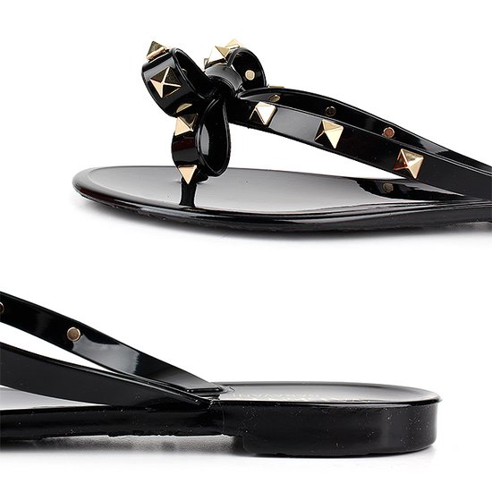 Rubber Rockstud Barrel valentino