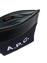 Axelle Pouch