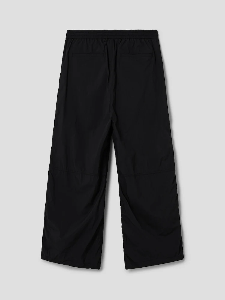 Nylon Puckering Pants - Black