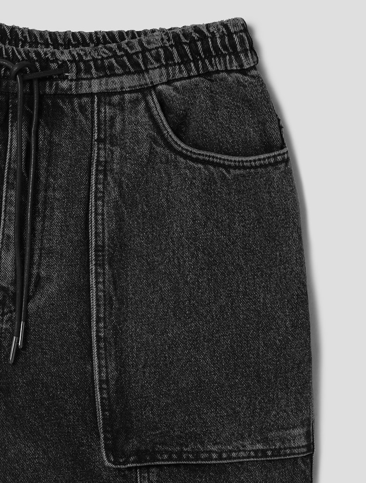 Snap Detail Out Pocket Denim - Black