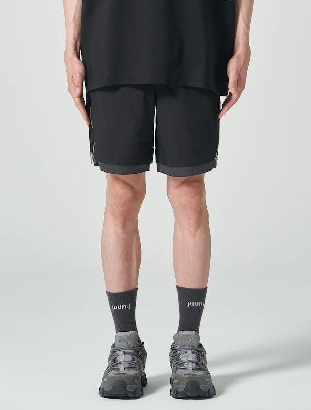 Cotton Side Zipper Short Pants - Black