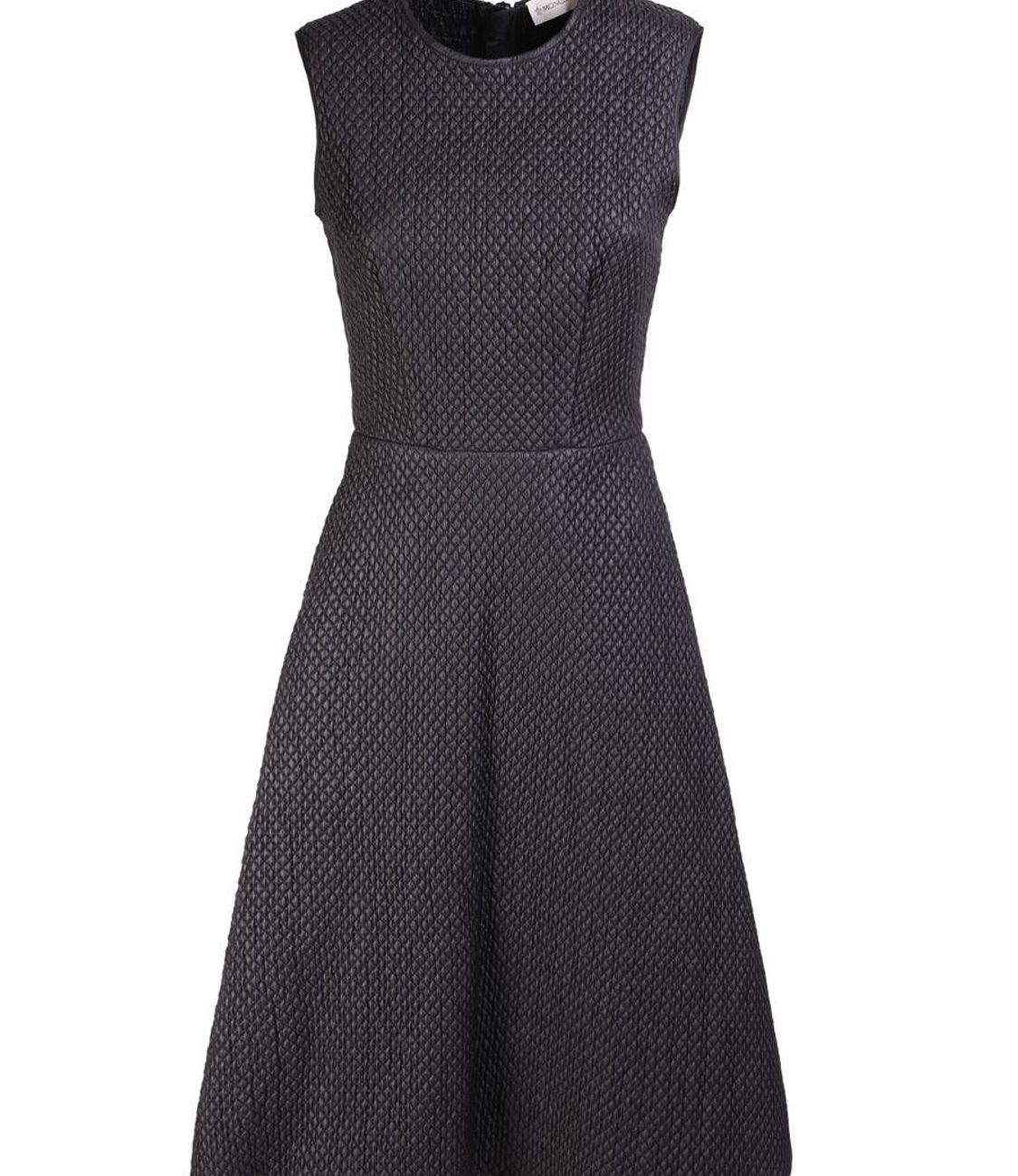 Sleeveless padded flare dress