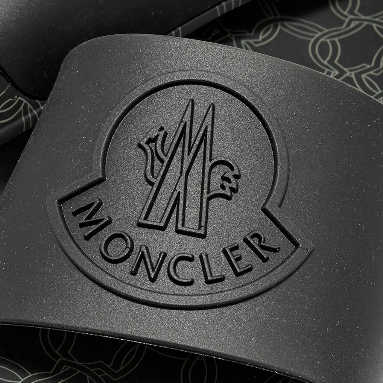 Jeanne logo slippers black