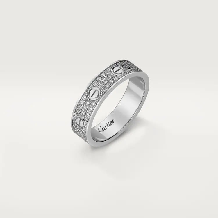 LOVE WEDDING BAND WITH DIAMOND PAVÉ