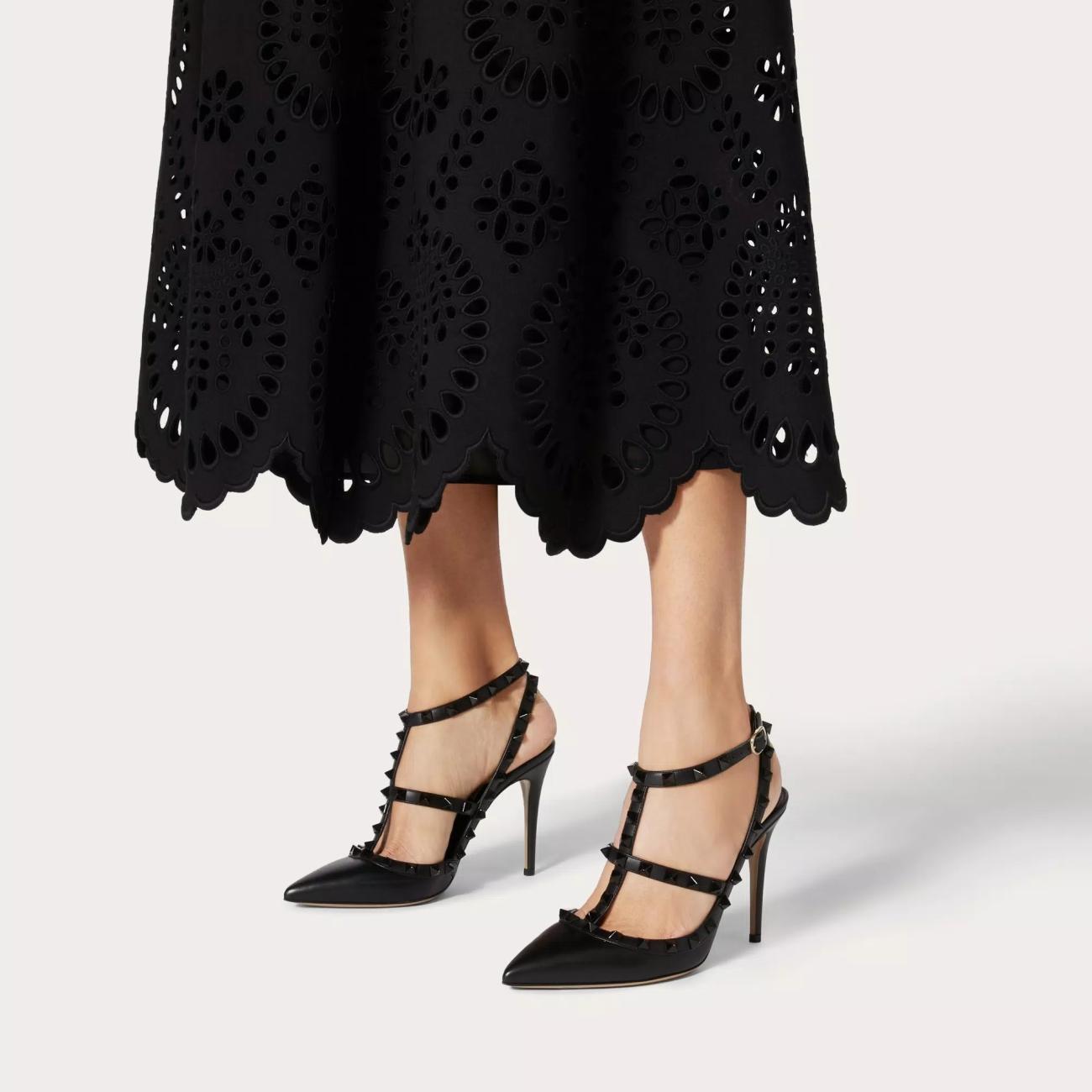 TONE ON TONE STUD EMBELLISHED ROCKSTUD STRAP PUMPS 100MM