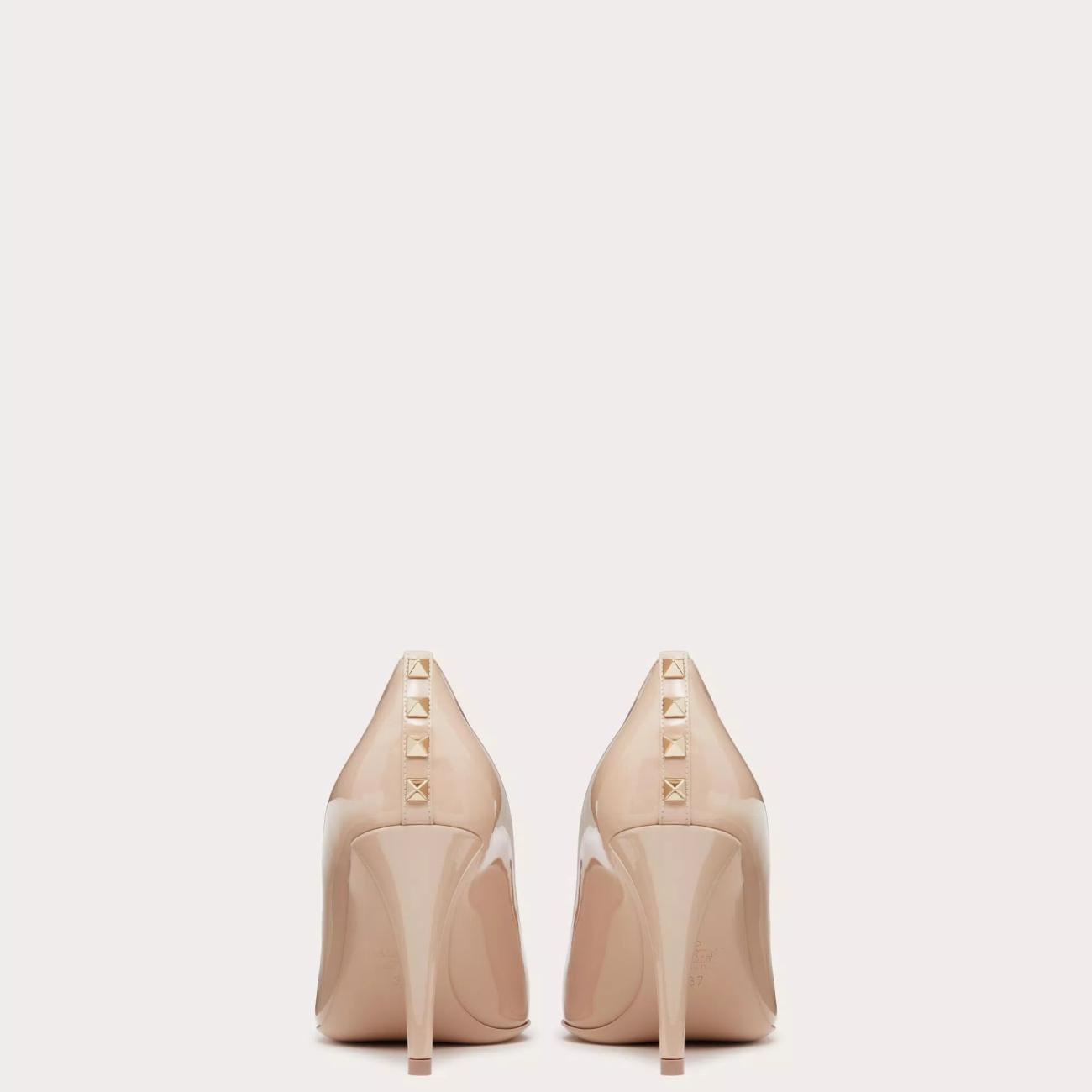 ROCKSTUD PATENT LEATHER PUMPS 90 MM