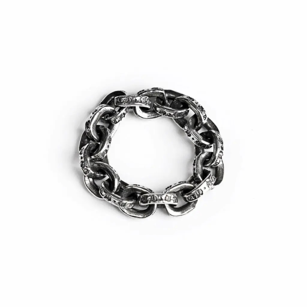 Paper chain ring