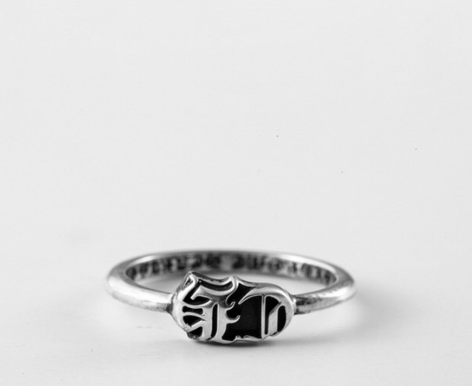 CH initial bubble gum ring