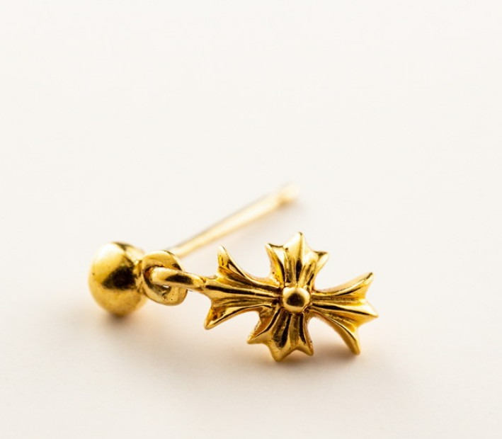 22K Tiny Hook Earrings