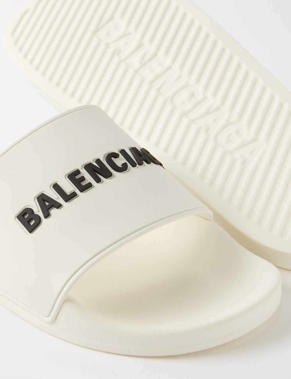 Logo embossed slides