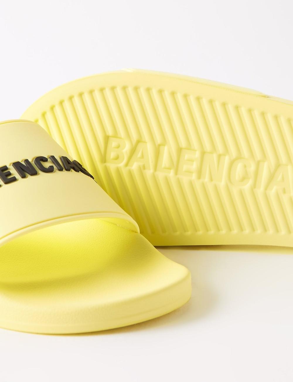 Logo embossed slides