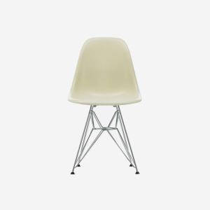 Vitra Eames Fiberglass Side Chair DSR Parchmen