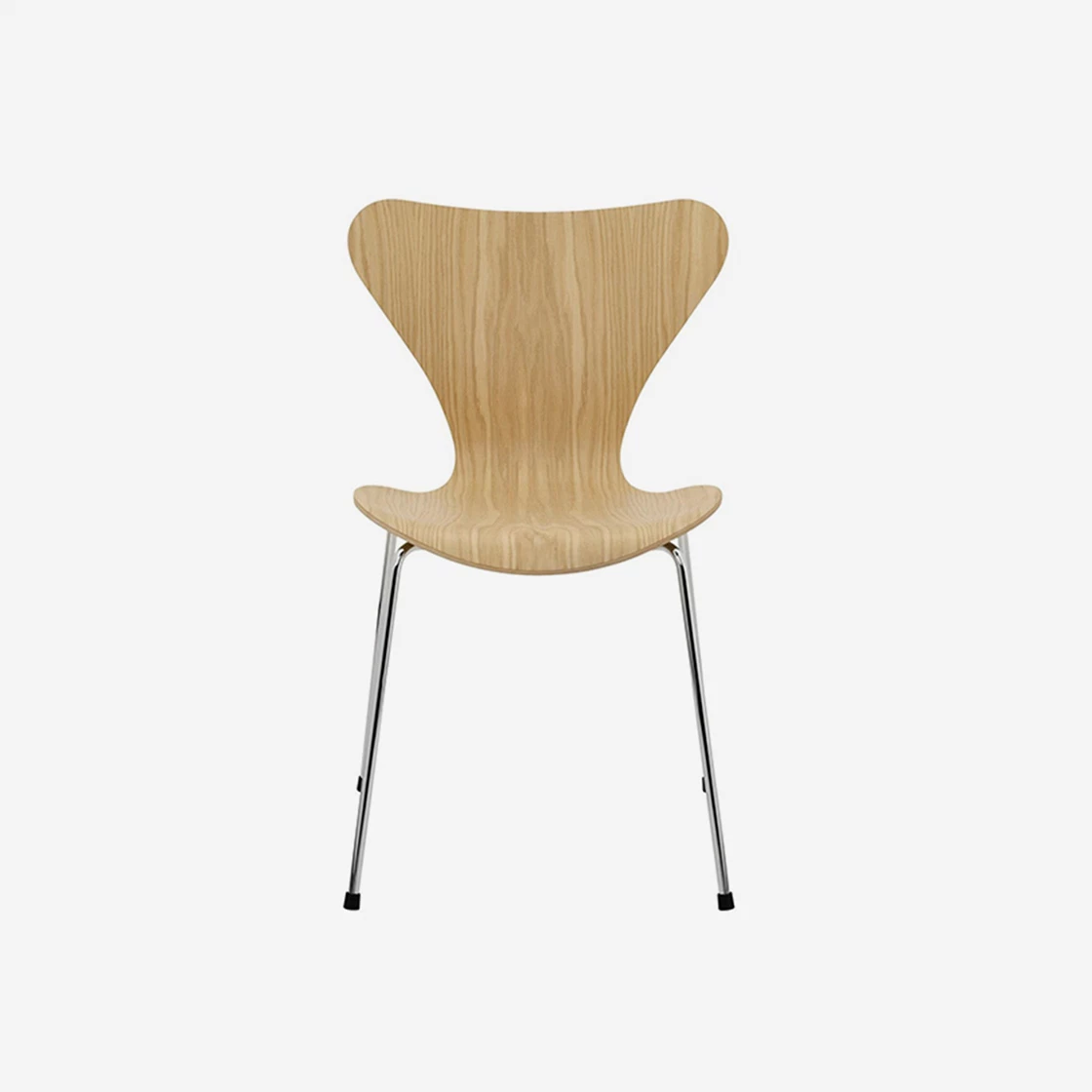 Fritz Hansen Series 7 Chair Chrome Base Natural Veneer Oak