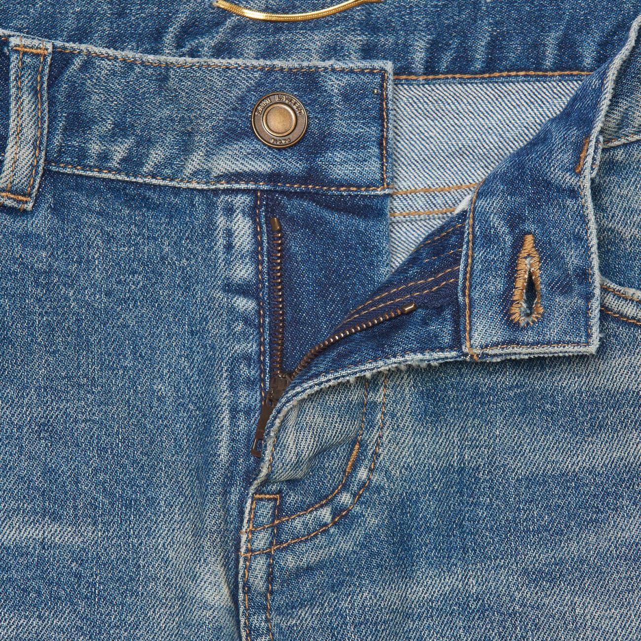 LOW-RISE JEANS IN DIRTY SANDY BLUE DENIM