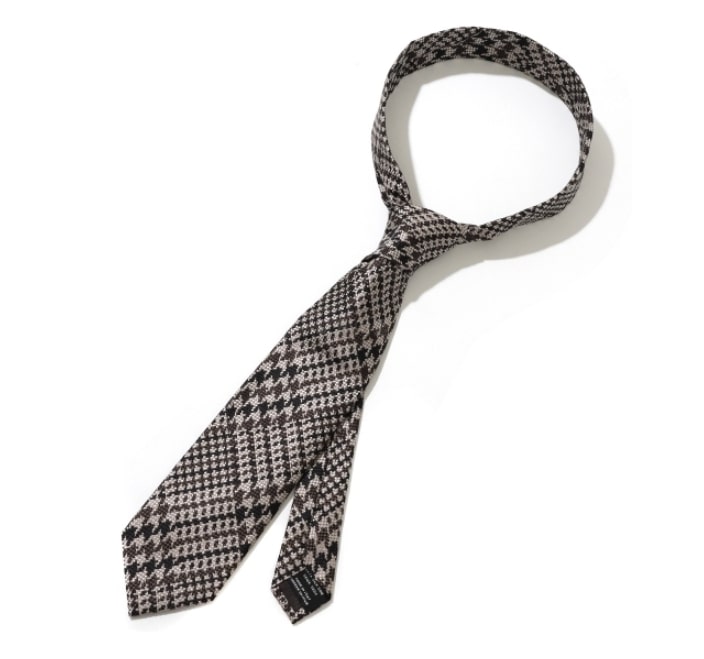 pattern silk tie