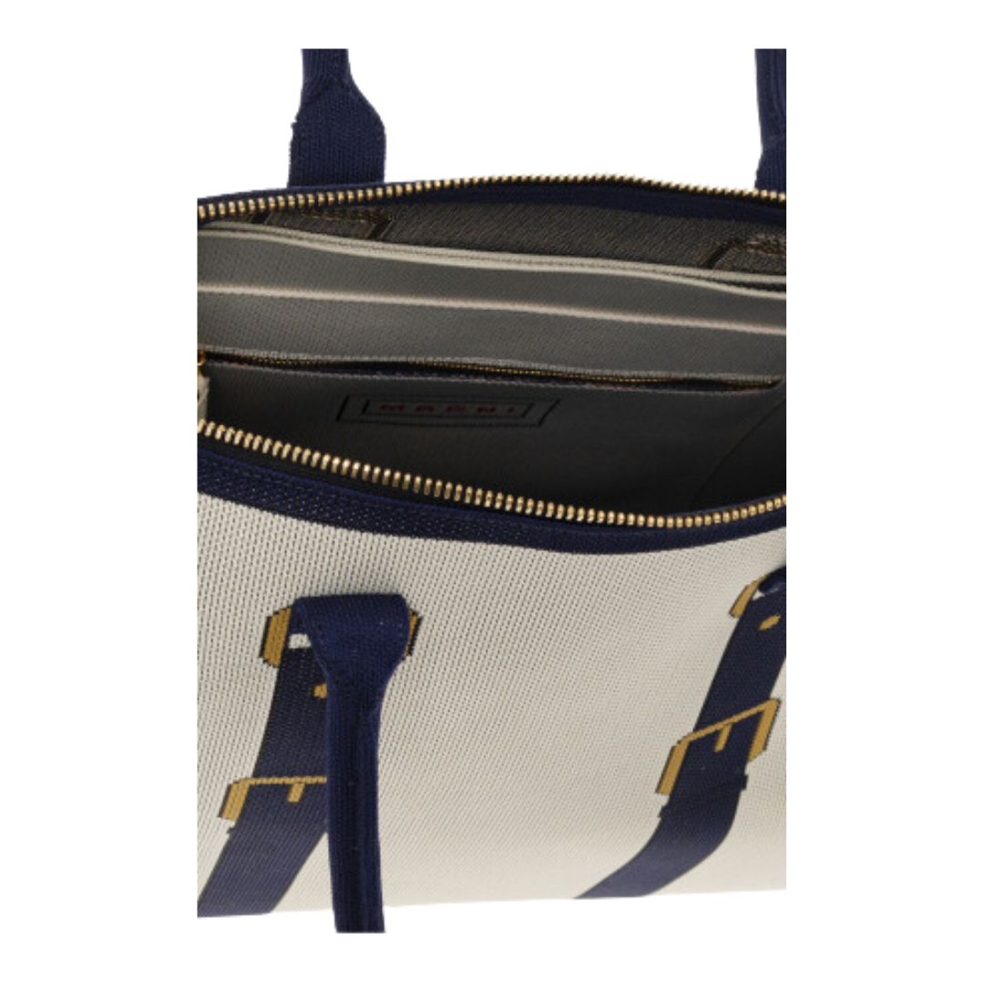 Trompe l'oeil jacquard travel bag