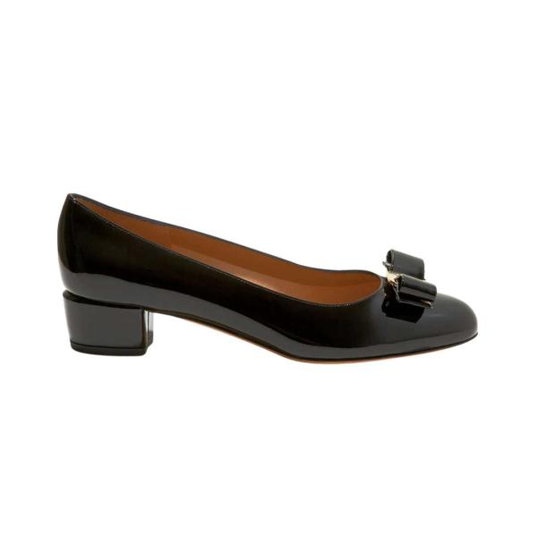 Vara bow pumps