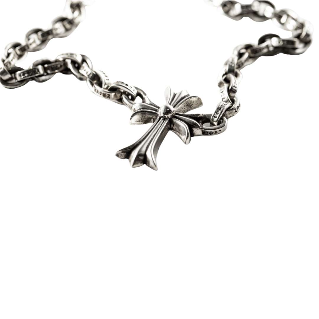 Large paper chain 24 inch cross pendant integrated necklace
