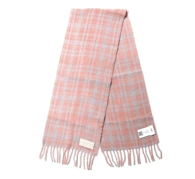 Oversized check pattern scarf