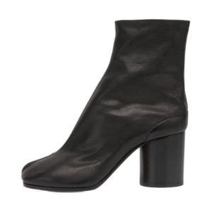 Tabi ankle boots