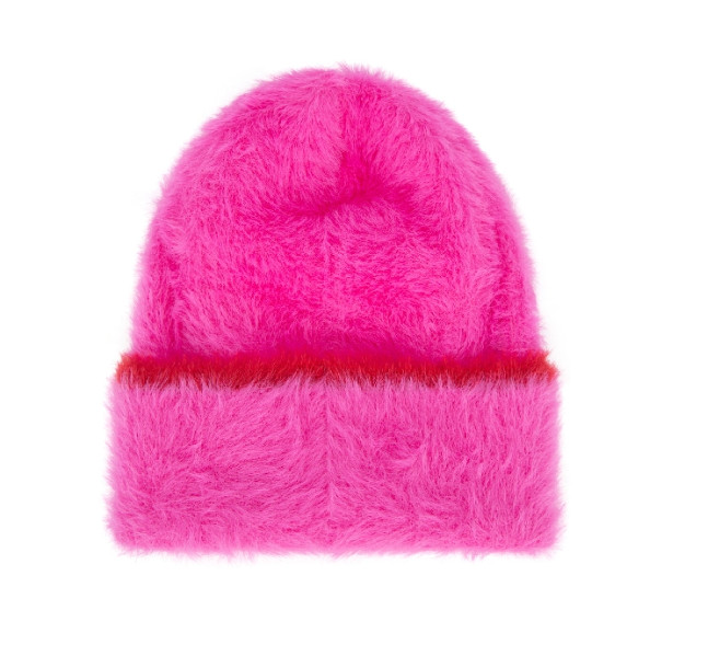 NEVE logo fluffy beanie