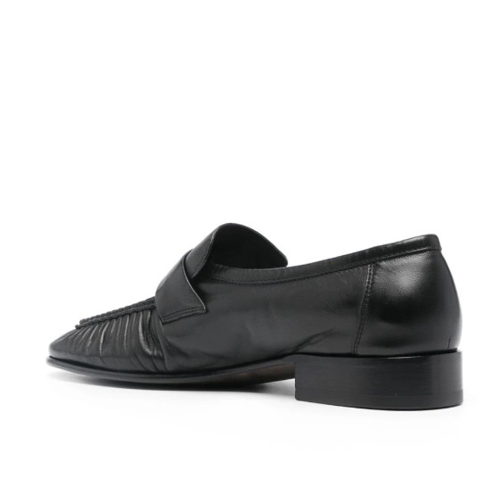 Pleated effect leather loafers