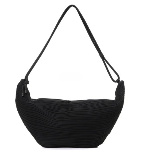 Leaf pleated bag