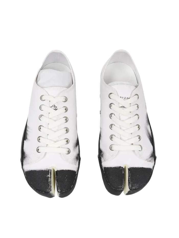 TABI DIRTY SNEAKERS WHITE