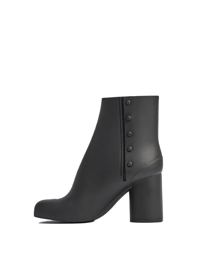 RUBBER TABI ANKLE BOOTS BLACK