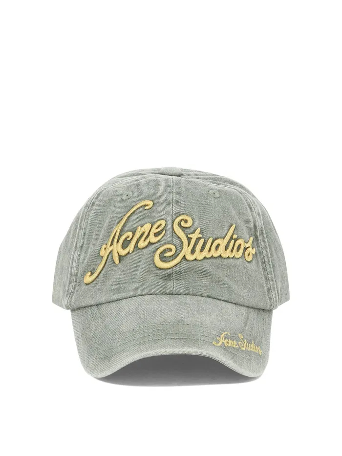 Baseball cap with logo